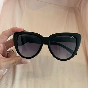 Quay Sunglasses ‘Stray Cat’